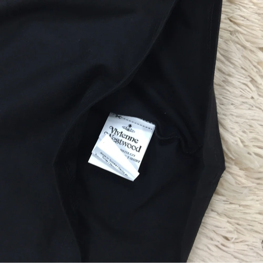 🪐Saturn Black Tee - Picture 3 of 5